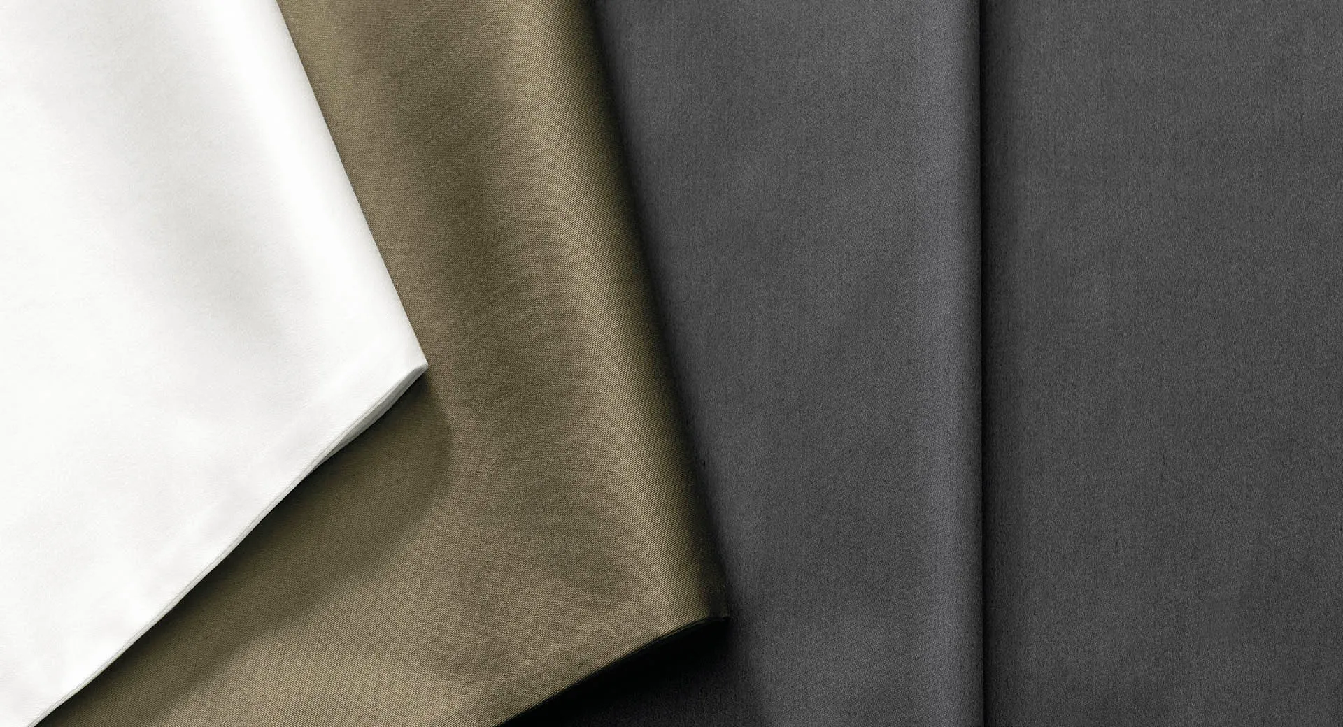 Minotti Cotton Sateen Sheet Set