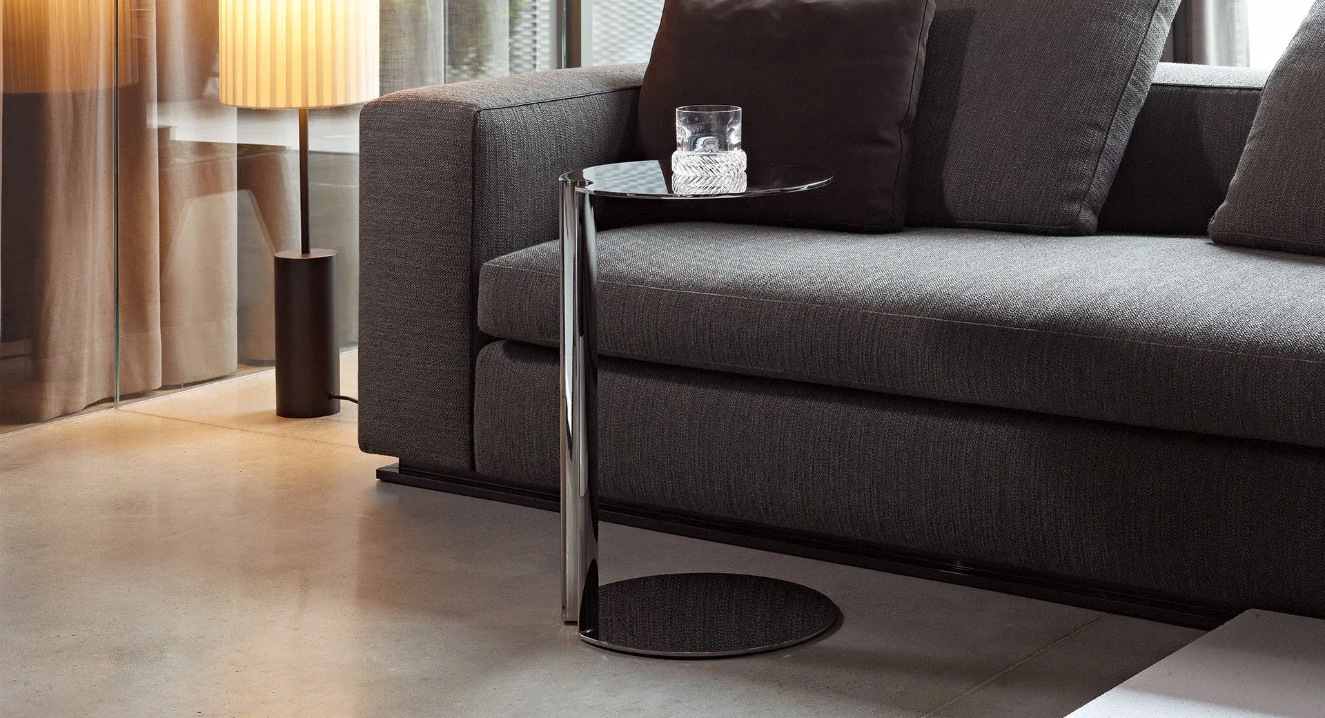 Minotti Nay