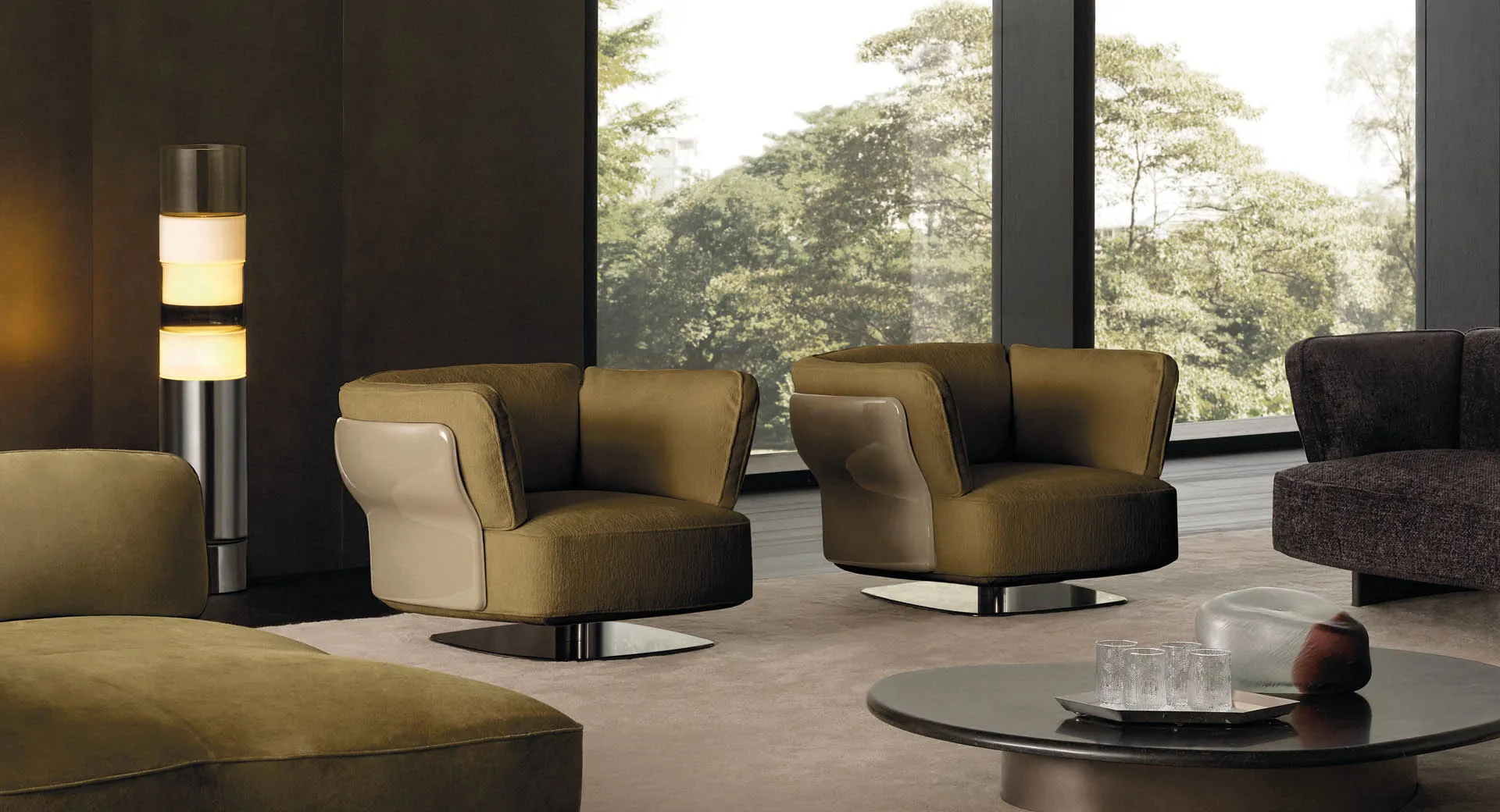 Minotti Saki