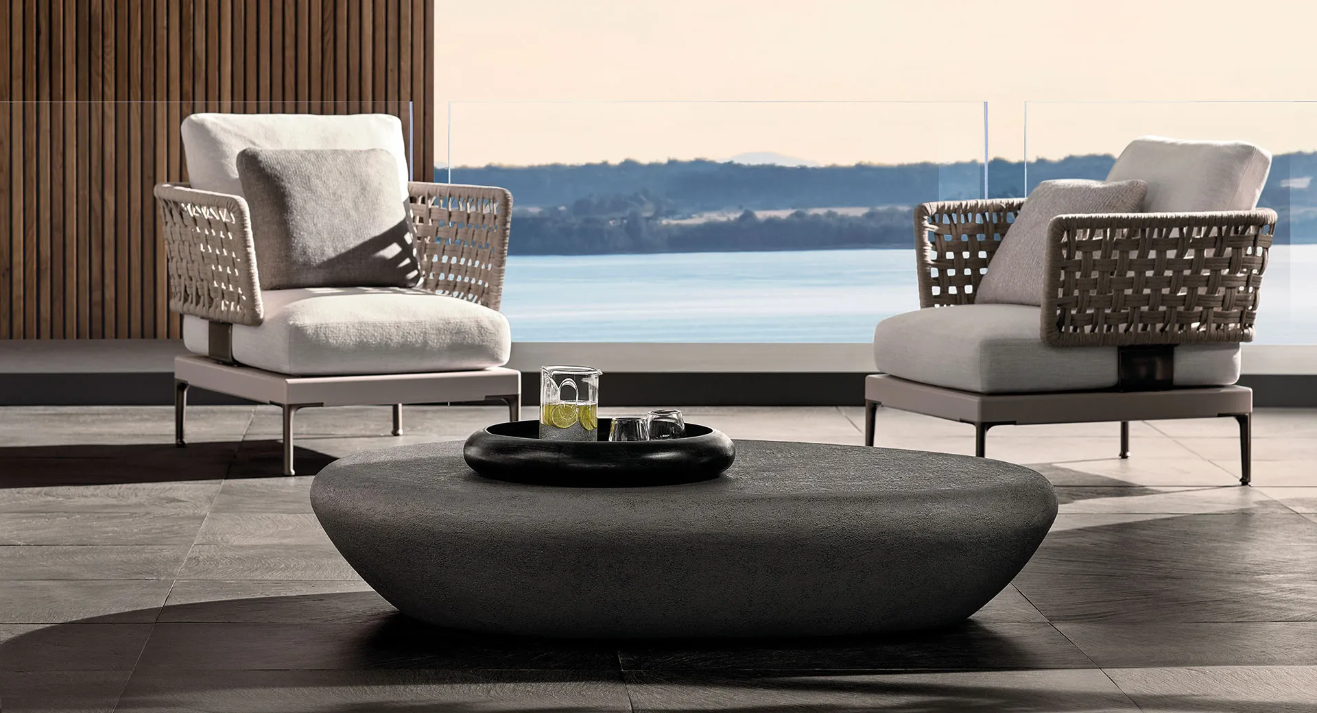 Minotti Stony