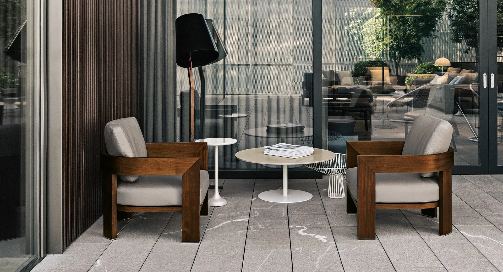 Minotti Warhol Iroko Outdoor